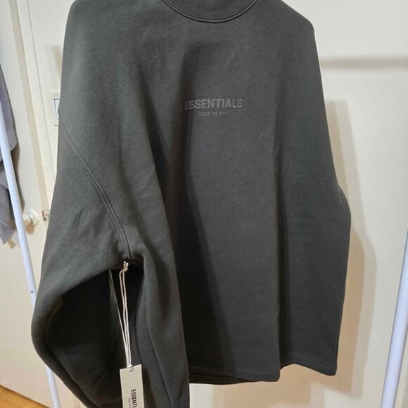 Fear of god essential sweatshirt - Picture 3 of 6